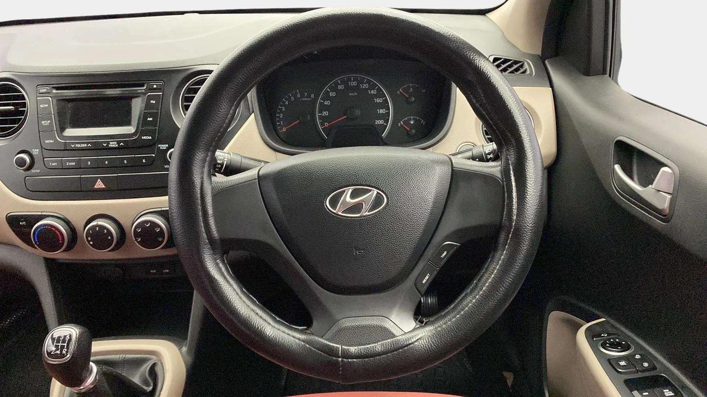 2013 Hyundai Grand i10 SPORTZ 1.2 KAPPA VTVT, Petrol, Manual, 84,841 km, Steering Wheel Close Up