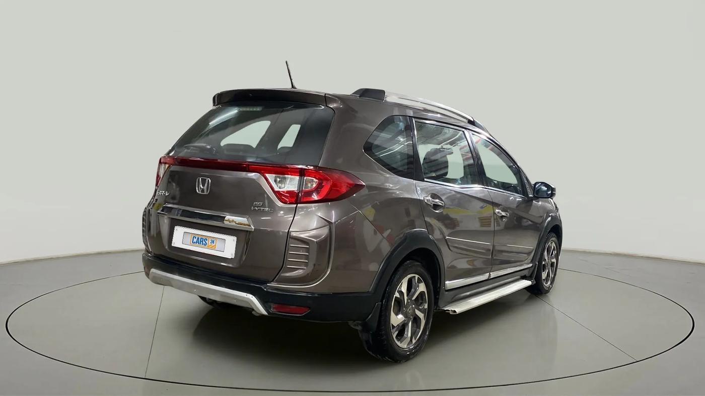 2016 Honda BR-V 1.5L I-VTEC V, Petrol, Manual, 81,107 km, Right Back Diagonal