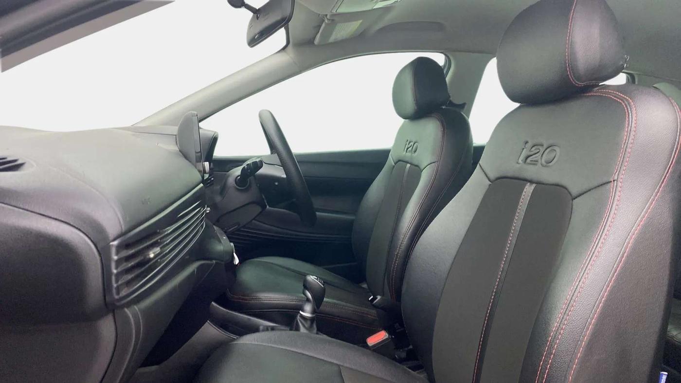 2021 Hyundai NEW I20 SPORTZ 1.0T GDI IMT, Petrol, Manual, 29,213 km, Right Side Front Door Cabin