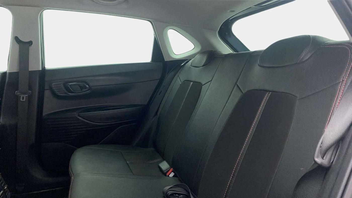 2021 Hyundai NEW I20 SPORTZ 1.0T GDI IMT, Petrol, Manual, 29,213 km, Right Side Rear Door Cabin