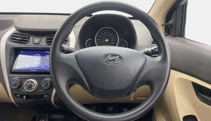 2015 Hyundai Eon 1.0 MAGNA +, Petrol, Manual, 62,735 km, Steering Wheel Close Up