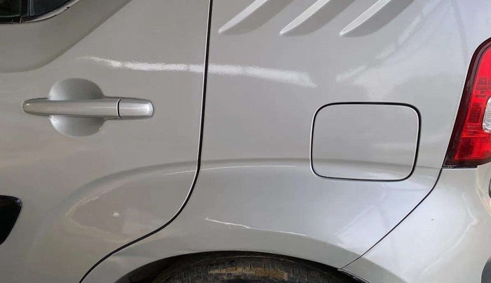 2017 Maruti IGNIS DELTA 1.2, Petrol, Manual, 80,038 km, Left quarter panel - Slightly dented