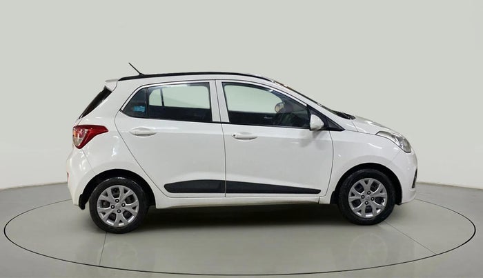 2015 Hyundai Grand i10 SPORTZ 1.2 KAPPA VTVT, Petrol, Manual, 81,950 km, Right Side View
