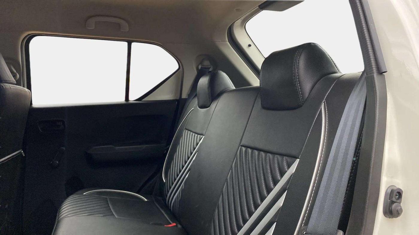 2022 Maruti IGNIS SIGMA 1.2, Petrol, Manual, 27,204 km, Right Side Rear Door Cabin