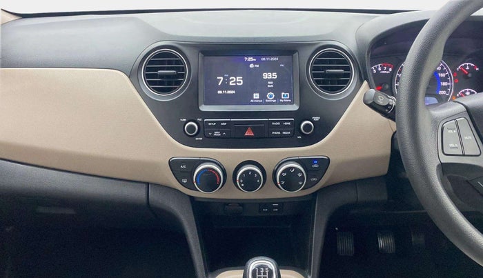 2017 Hyundai Grand i10 SPORTZ (O) 1.2 KAPPA VTVT, Petrol, Manual, 33,580 km, Air Conditioner