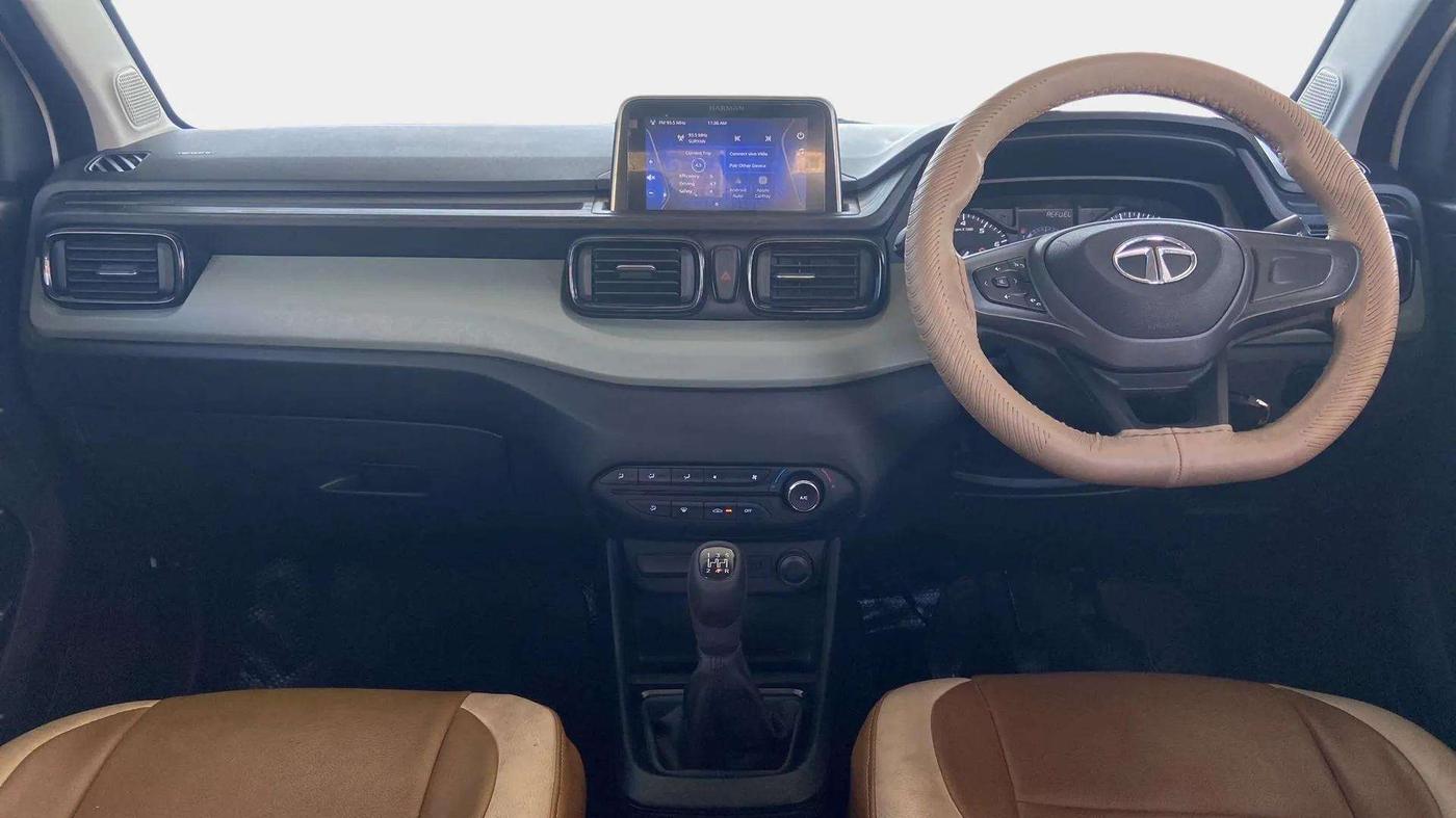 2022 Tata PUNCH ADVENTURE MT, Petrol, Manual, 23,391 km, Dashboard