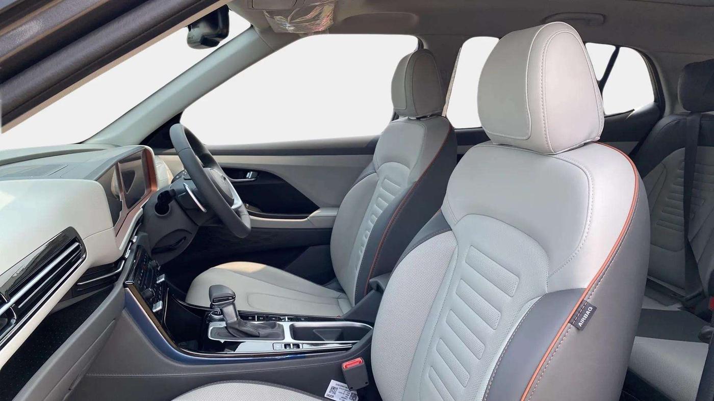 2024 Hyundai Creta SX (O) 1.5 TURBO DCT, Petrol, Automatic, 3,095 km, Right Side Front Door Cabin