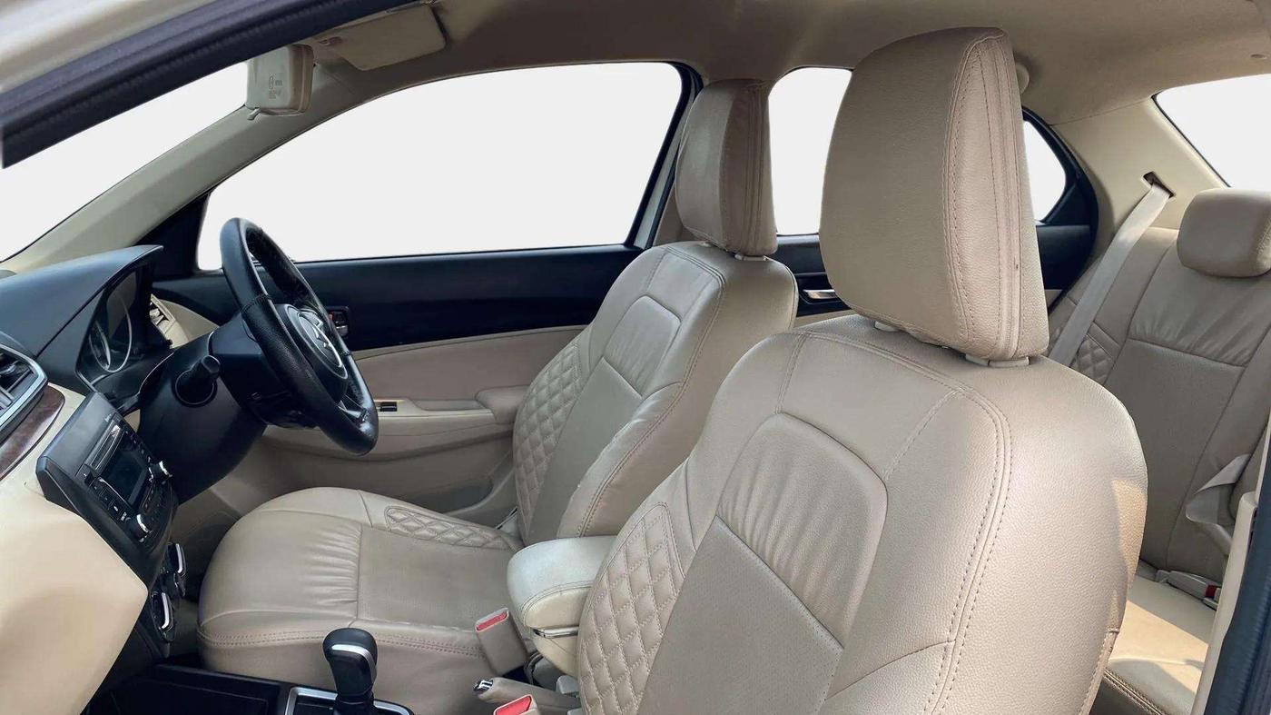 2019 Maruti Dzire VXI AMT, Petrol, Automatic, 39,574 km, Right Side Front Door Cabin