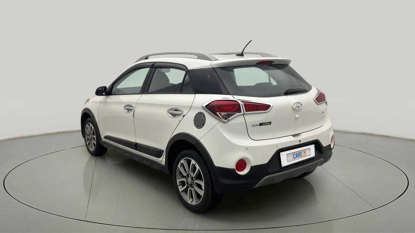 2016 Hyundai i20 Active 1.2 SX, Petrol, Manual, 19,036 km, Left Back Diagonal