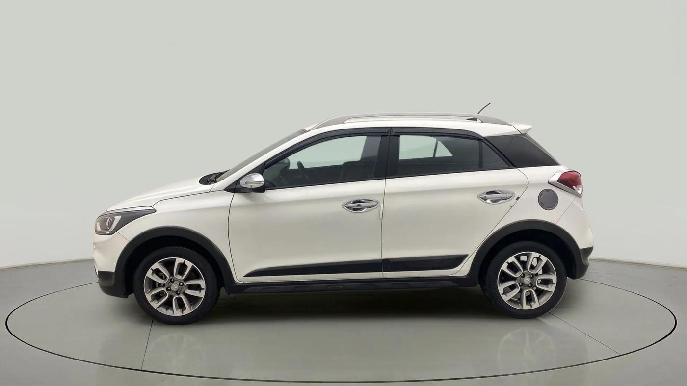 2016 Hyundai i20 Active 1.2 SX, Petrol, Manual, 19,036 km, Left Side
