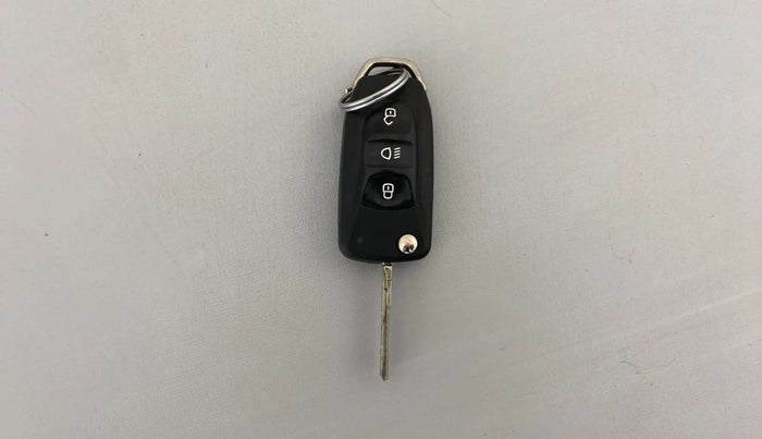 2022 Tata Tiago XZ PLUS PETROL, Petrol, Manual, 50,531 km, Key Close Up
