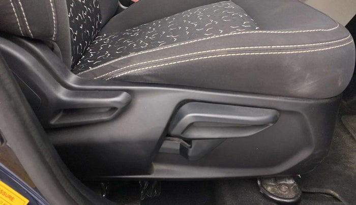 2022 Tata Tiago XZ PLUS PETROL, Petrol, Manual, 50,531 km, Driver Side Adjustment Panel