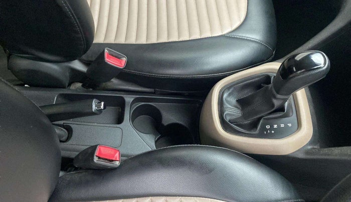2017 Hyundai Grand i10 SPORTZ (O) AT 1.2 KAPPA VTVT, Petrol, Automatic, 81,463 km, Gear Lever