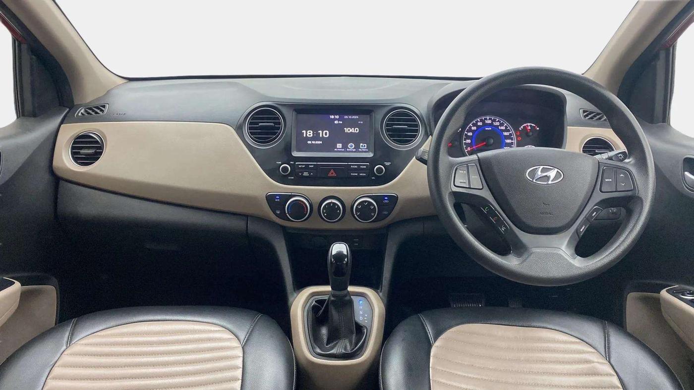 2017 Hyundai Grand i10 SPORTZ (O) AT 1.2 KAPPA VTVT, Petrol, Automatic, 81,463 km, Dashboard