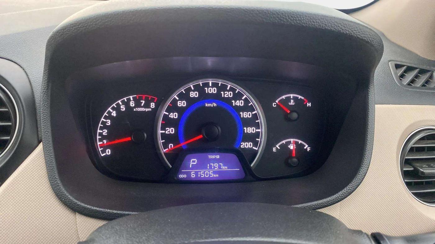 2017 Hyundai Grand i10 SPORTZ (O) AT 1.2 KAPPA VTVT, Petrol, Automatic, 61,569 km, Odometer Image