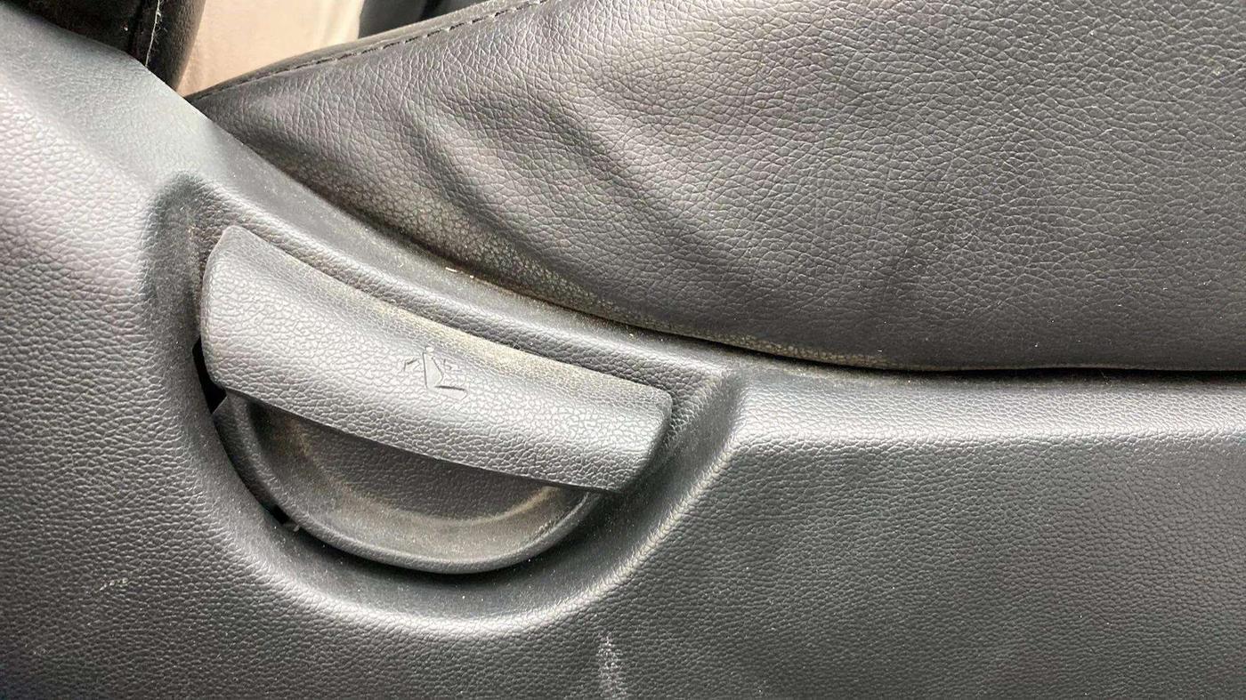 2019 Hyundai Grand i10 SPORTZ 1.2 KAPPA VTVT, Petrol, Manual, 31,997 km, Driver Side Adjustment Panel