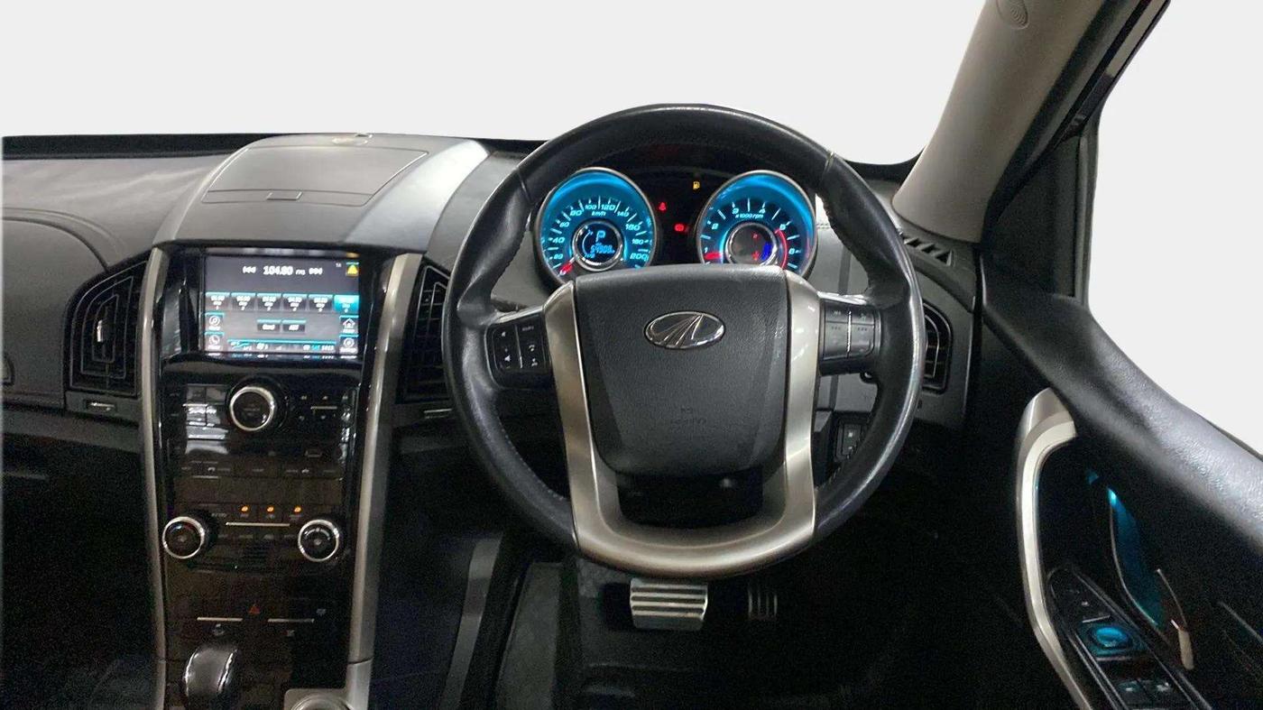 2019 Mahindra XUV500 W11 AT, Diesel, Automatic, 55,771 km, Steering Wheel Close Up