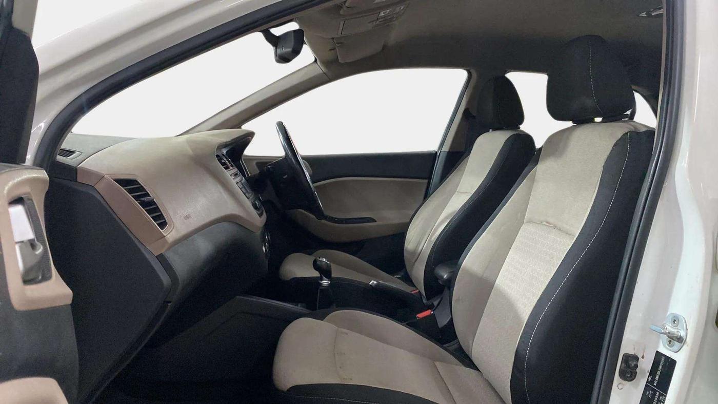 2014 Hyundai Elite i20 ASTA 1.2, Petrol, Manual, 82,613 km, Right Side Front Door Cabin