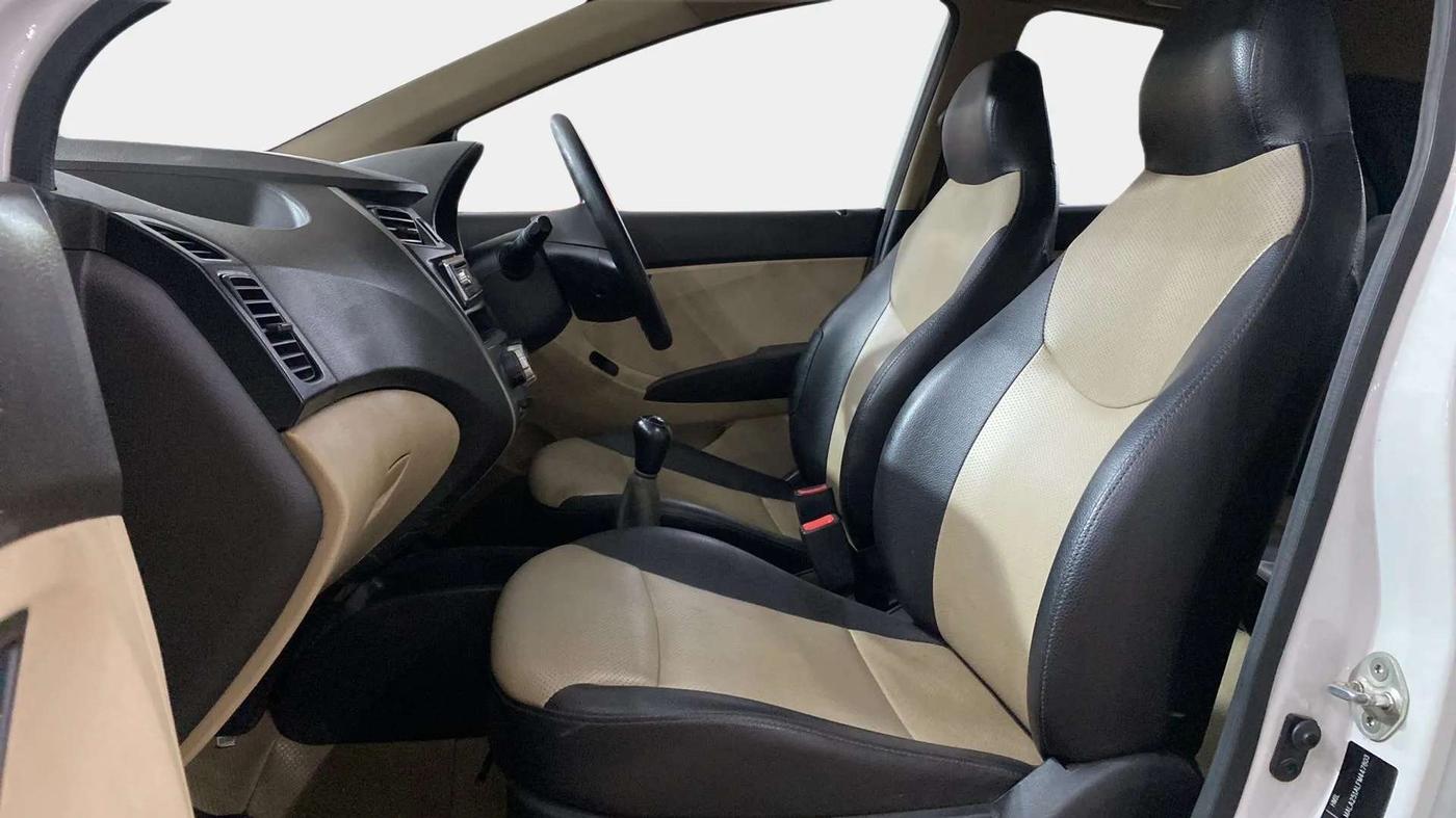 2016 Hyundai Eon ERA +, Petrol, Manual, 24,394 km, Right Side Front Door Cabin