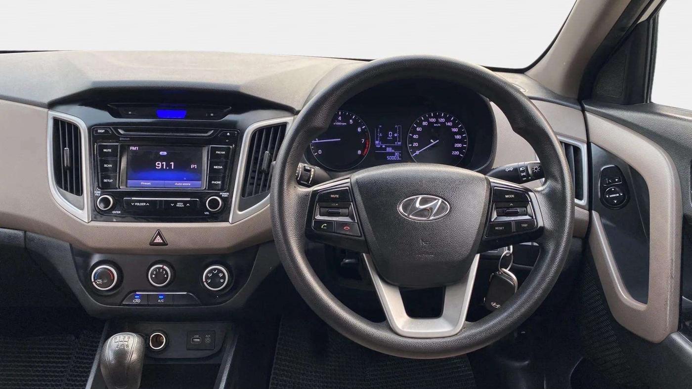 2017 Hyundai Creta E PLUS 1.6 PETROL, Petrol, Manual, 50,004 km, Steering Wheel Close Up