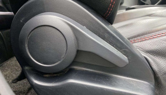 2020 Tata ALTROZ XT PETROL, Petrol, Manual, 52,908 km, Driver Side Adjustment Panel