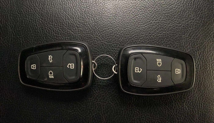 2020 Tata ALTROZ XT PETROL, Petrol, Manual, 52,908 km, Key Close Up