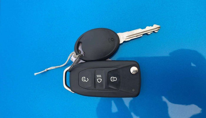 2018 Tata Tiago XZ PLUS PETROL, Petrol, Manual, 3,143 km, Key Close Up
