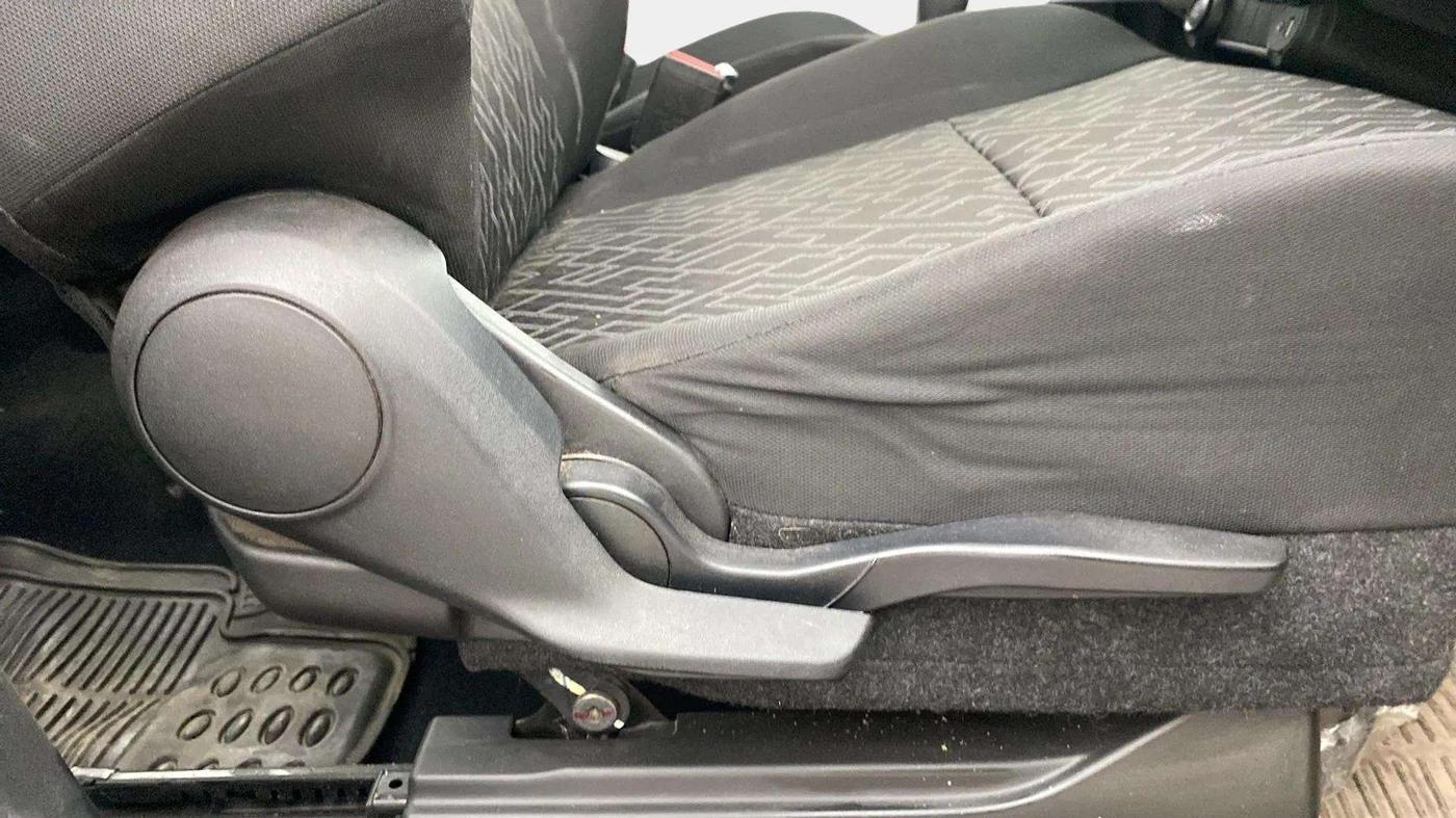 2021 Maruti IGNIS ALPHA 1.2 AMT, Petrol, Automatic, 47,437 km, Driver Side Adjustment Panel