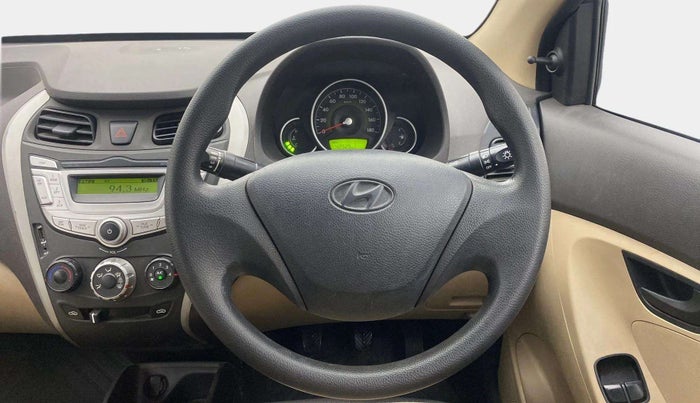 2018 Hyundai Eon MAGNA +, Petrol, Manual, 43,044 km, Steering Wheel Close Up