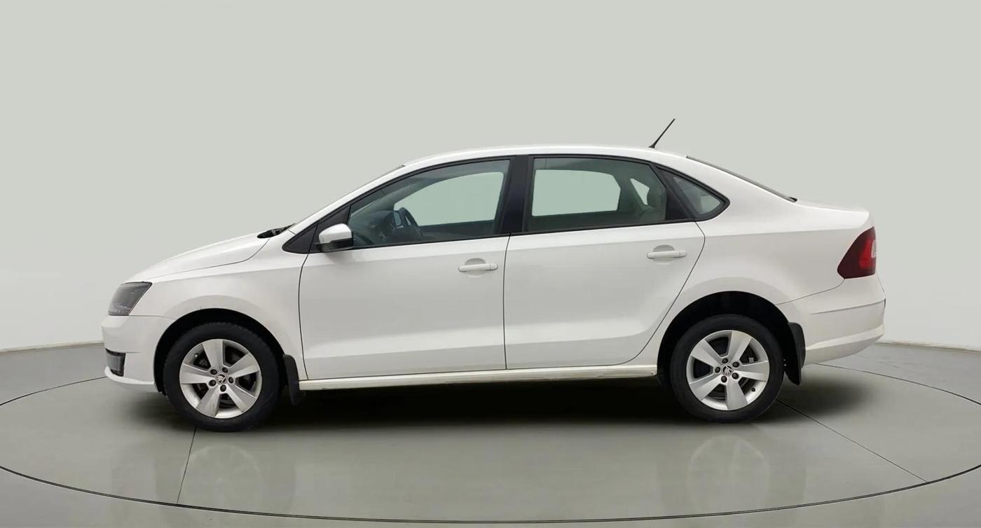 2020 Skoda Rapid 1.0 AMBITION TSI MT, Petrol, Manual, 47,986 km, Left Side