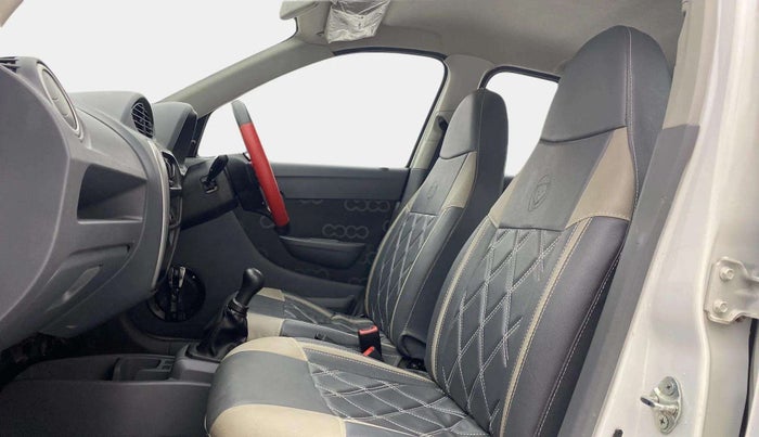 2016 Maruti Alto 800 LXI, Petrol, Manual, 25,944 km, Right Side Front Door Cabin