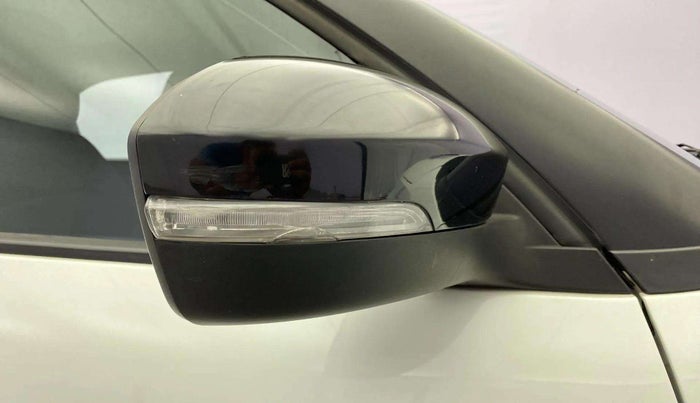 2021 Tata PUNCH CREATIVE  MT, Petrol, Manual, 41,301 km, Right rear-view mirror - Indicator light has minor damage