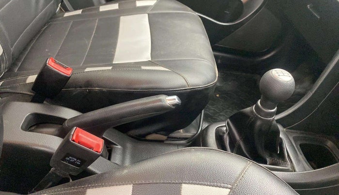 2014 Maruti Swift VXI, Petrol, Manual, 41,477 km, Gear Lever