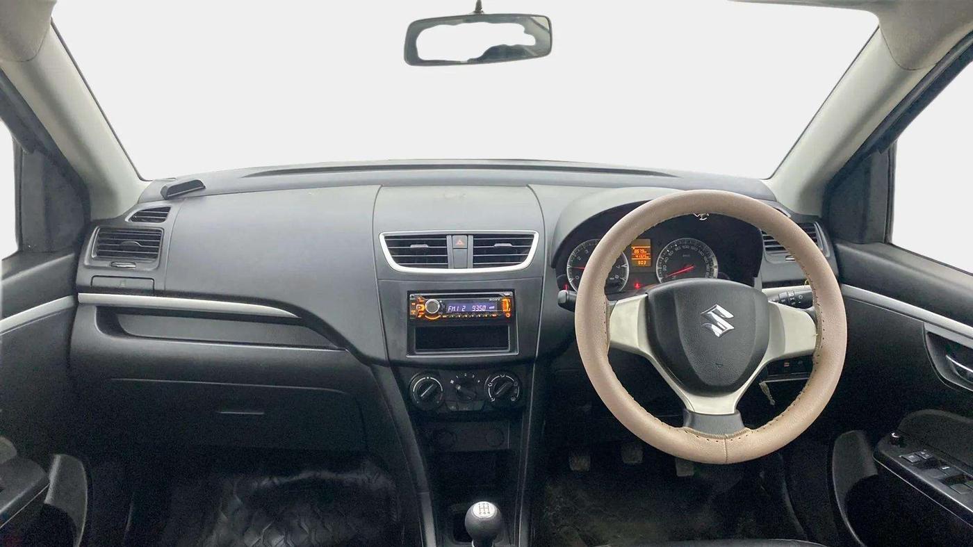 2014 Maruti Swift VXI, Petrol, Manual, 41,477 km, Dashboard