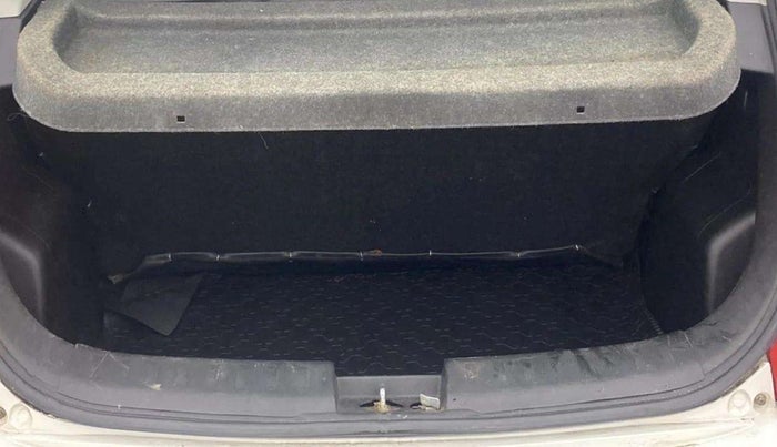 2014 Maruti Swift VXI, Petrol, Manual, 41,477 km, Boot Inside