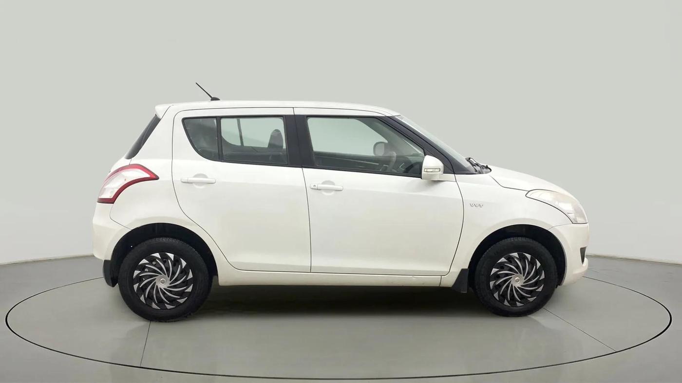2014 Maruti Swift VXI, Petrol, Manual, 41,477 km, Right Side