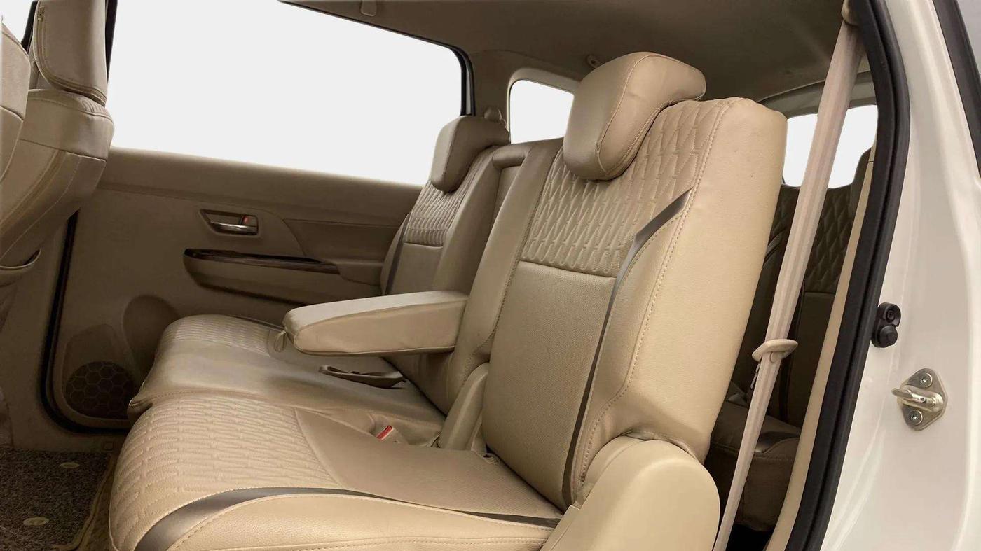 2019 Maruti Ertiga ZXI+ SHVS, Petrol, Manual, 45,033 km, Right Side Rear Door Cabin