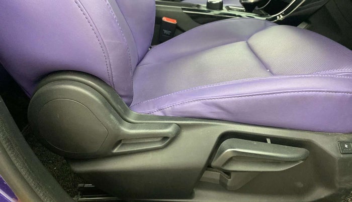 2023 Tata NEXON FEARLESS + SUNROOF DCA DUAL TONE 1.2 PETROL, Petrol, Automatic, 14,540 km, Driver Side Adjustment Panel