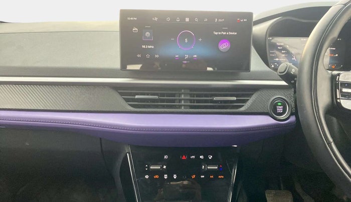 2023 Tata NEXON FEARLESS + SUNROOF DCA DUAL TONE 1.2 PETROL, Petrol, Automatic, 14,540 km, Air Conditioner