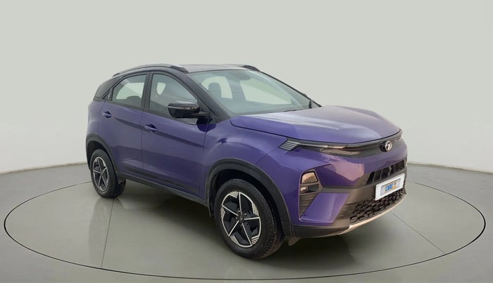 2023 Tata NEXON FEARLESS + SUNROOF DCA DUAL TONE 1.2 PETROL, Petrol, Automatic, 14,540 km, Right Front Diagonal