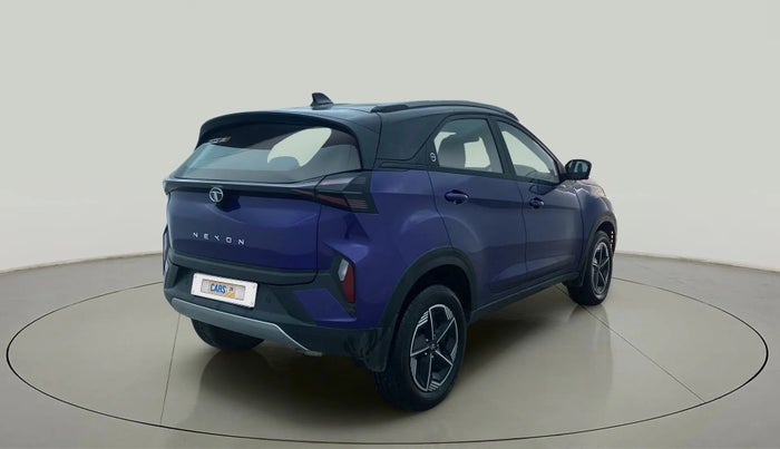 2023 Tata NEXON FEARLESS + SUNROOF DCA DUAL TONE 1.2 PETROL, Petrol, Automatic, 14,540 km, Right Back Diagonal