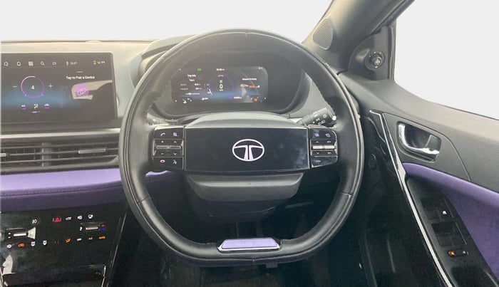2023 Tata NEXON FEARLESS + SUNROOF DCA DUAL TONE 1.2 PETROL, Petrol, Automatic, 14,540 km, Steering Wheel Close Up