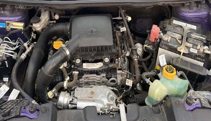 2023 Tata NEXON FEARLESS + SUNROOF DCA DUAL TONE 1.2 PETROL, Petrol, Automatic, 14,540 km, Open Bonet