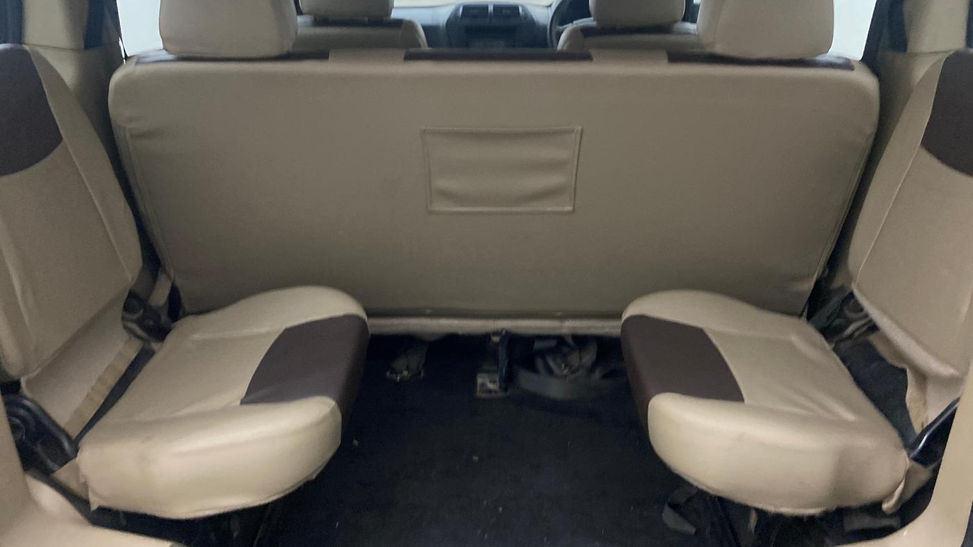 2023 Mahindra BOLERO NEO N 4, Diesel, Manual, 1,08,158 km, Boot Inside