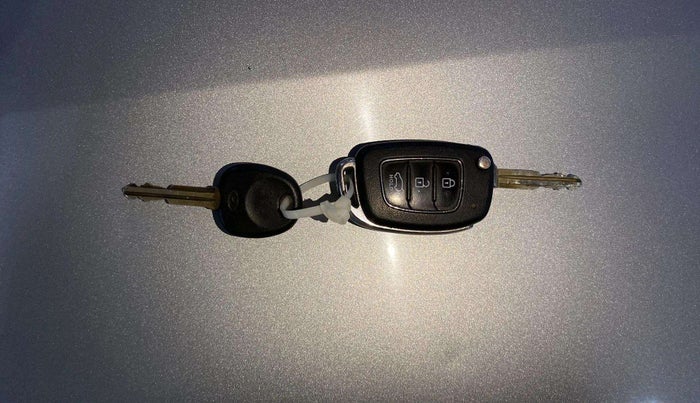 2019 Hyundai Elite i20 SPORTZ PLUS 1.2, Petrol, Manual, 97,881 km, Key Close Up
