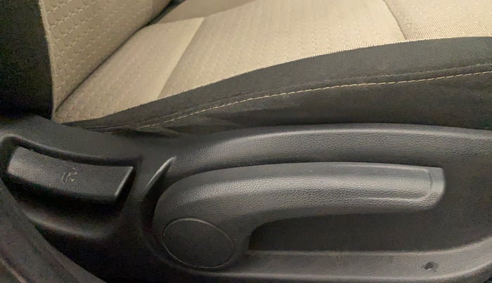 2017 Hyundai Elite i20 ASTA 1.4 CRDI (O), Diesel, Manual, 91,079 km, Driver Side Adjustment Panel