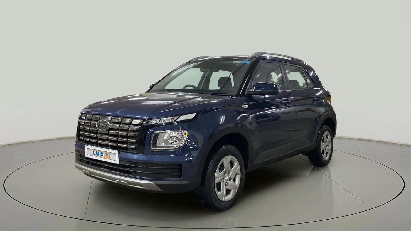 2022 Hyundai VENUE S 1.2, Petrol, Manual, 6,724 km, Left Front Diagonal