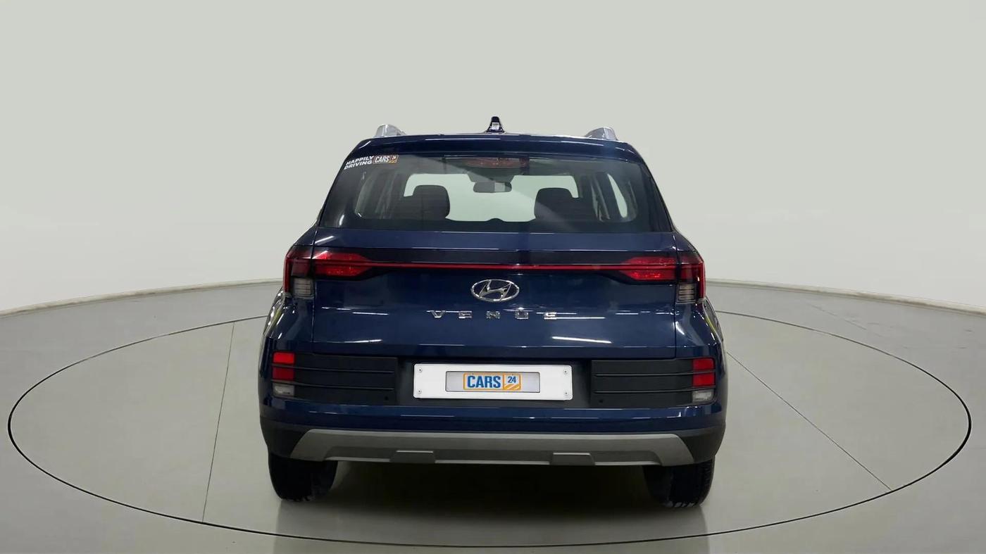 2022 Hyundai VENUE S 1.2, Petrol, Manual, 6,724 km, Back/Rear