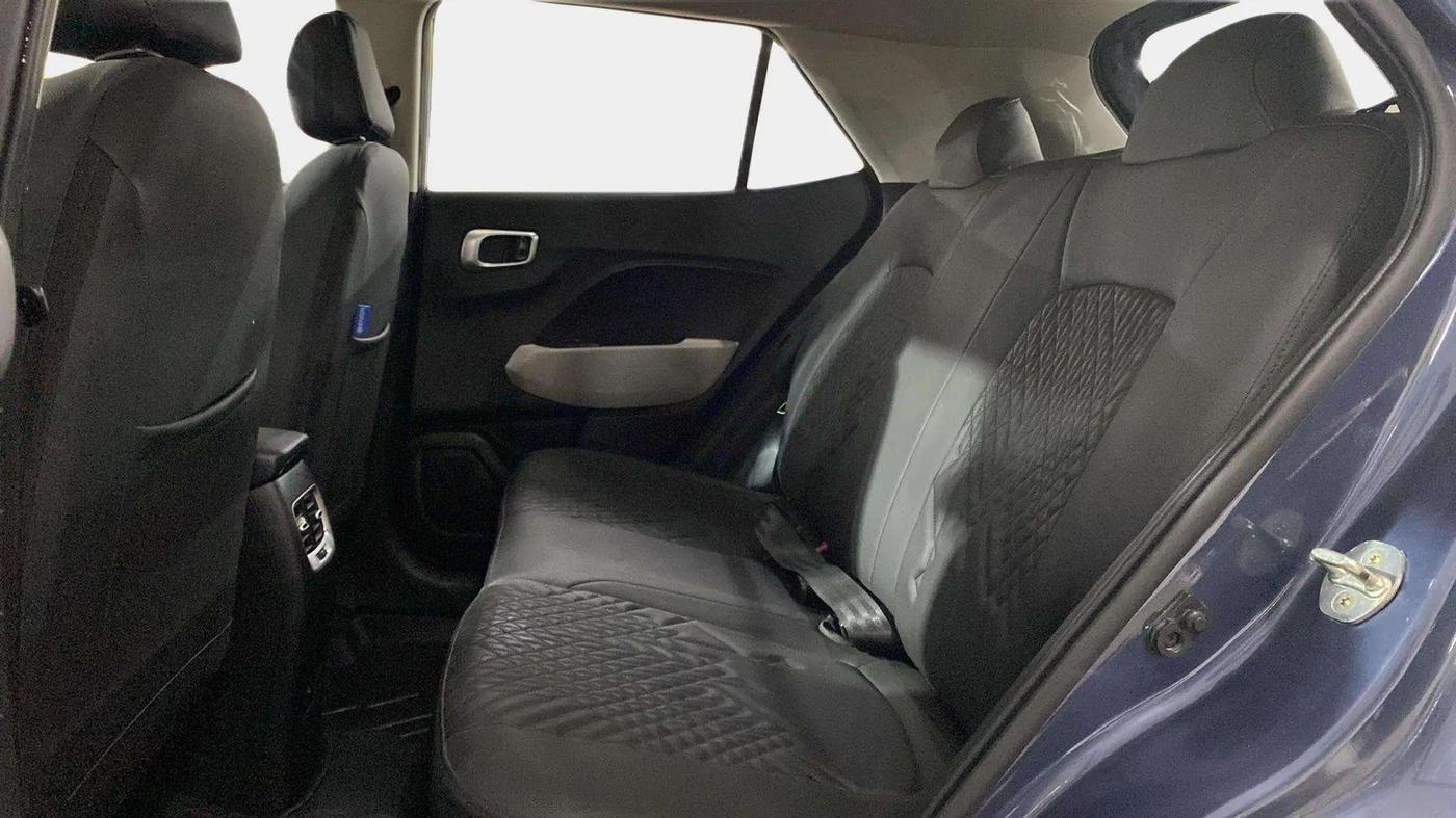 2022 Hyundai VENUE S 1.2, Petrol, Manual, 6,724 km, Right Side Rear Door Cabin