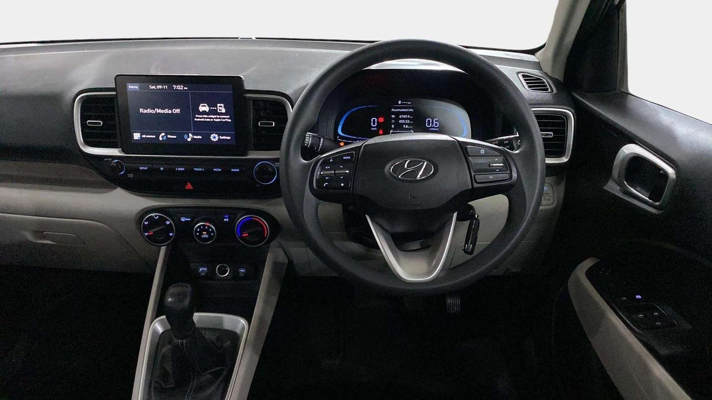 2022 Hyundai VENUE S 1.2, Petrol, Manual, 6,724 km, Steering Wheel Close Up